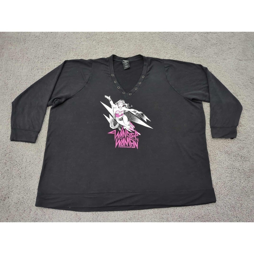 Wonder Woman Sweatshirt Womens 5 PLUS Black Pullover Grommets V-Neck Long Sleeve
